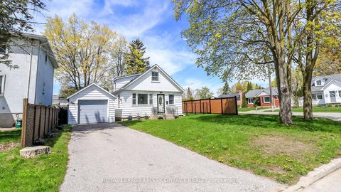 Photo 2 at 181 Napier Street, Codrington, Barrie