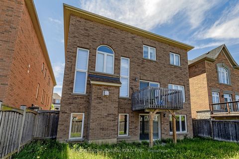 Photo 19 at 47 Edison Place, Patterson, Vaughan