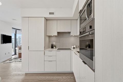Photo 11 at 3411 - 11 Wellesley Street, Bay Street Corridor, Toronto