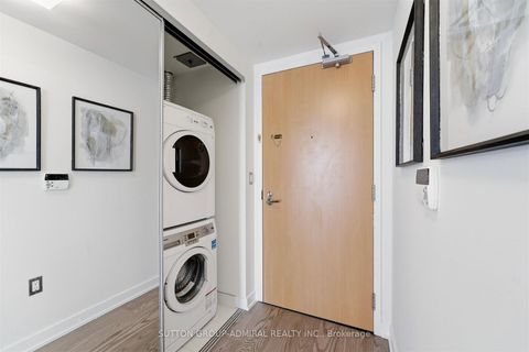 Photo 16 at 3411 - 11 Wellesley Street, Bay Street Corridor, Toronto