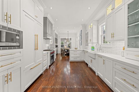Photo 8 at 6 Oatlands Drive, Mill Pond, Richmond Hill
