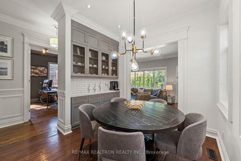 Photo 10 at 6 Oatlands Drive, Mill Pond, Richmond Hill