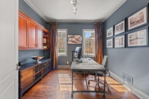 Photo 15 at 6 Oatlands Drive, Mill Pond, Richmond Hill