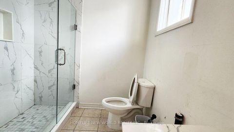 Photo 8 at 2 Arkona Drive, Sullivan, Toronto
