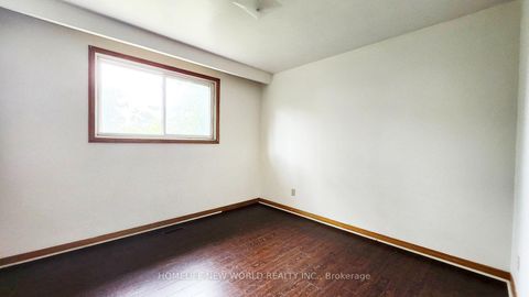 Photo 10 at 2 Arkona Drive, Sullivan, Toronto