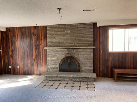 Photo 15 at 2 Arkona Drive, Sullivan, Toronto