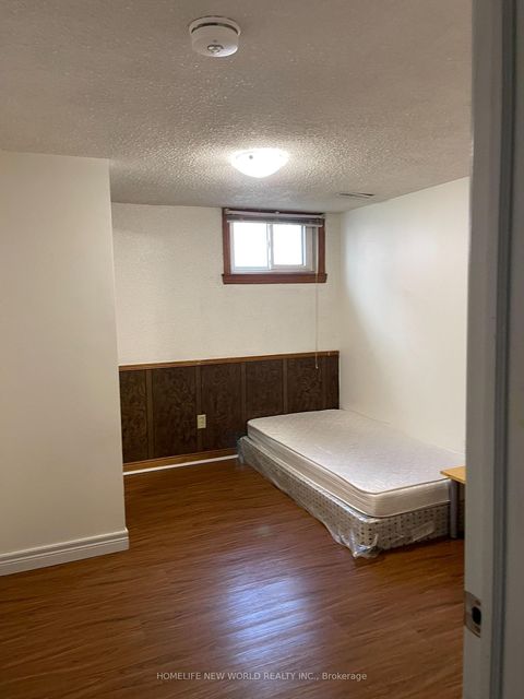 Photo 17 at 2 Arkona Drive, Sullivan, Toronto