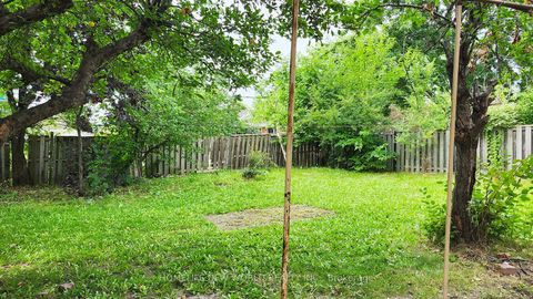 Photo 21 at 2 Arkona Drive, Sullivan, Toronto