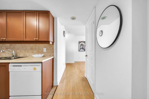 Photo 3 at 2122 - 15 Northtown Way, Willowdale East, Toronto