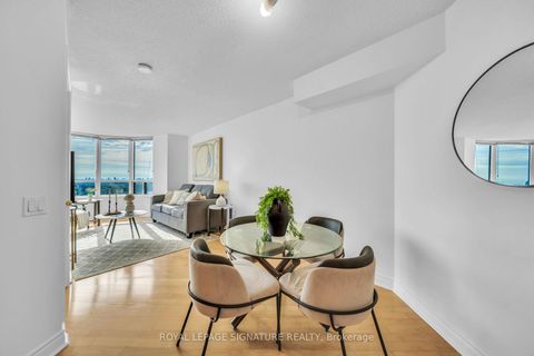 Photo 10 at 2122 - 15 Northtown Way, Willowdale East, Toronto