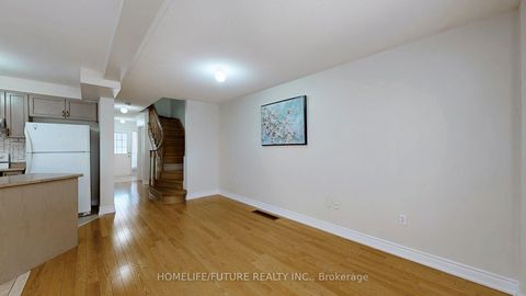 Photo 5 at 47 - 435 Middlefield Road, Agincourt North, Toronto