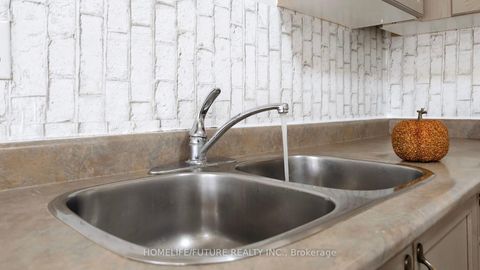 Photo 10 at 47 - 435 Middlefield Road, Agincourt North, Toronto
