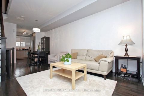 Photo 6 at 152 Frederick Tisdale Drive, CFB, Toronto