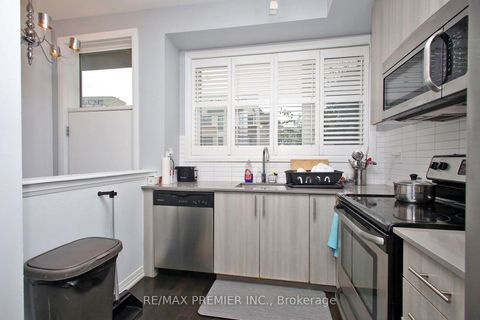 Photo 10 at 152 Frederick Tisdale Drive, CFB, Toronto