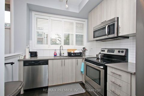 Photo 11 at 152 Frederick Tisdale Drive, CFB, Toronto
