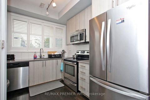 Photo 12 at 152 Frederick Tisdale Drive, CFB, Toronto