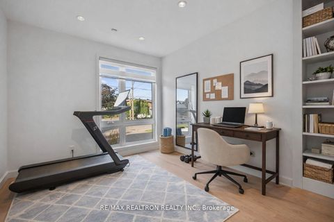 Photo 6 at 240 Maxwell Street, Bathurst Manor, Toronto
