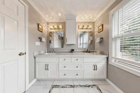 Photo 22 at 7 Tarlton Court, Brownridge, Vaughan