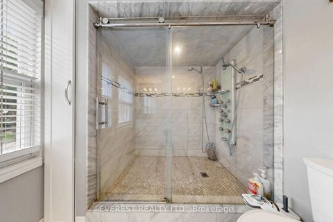 Photo 24 at 7 Tarlton Court, Brownridge, Vaughan