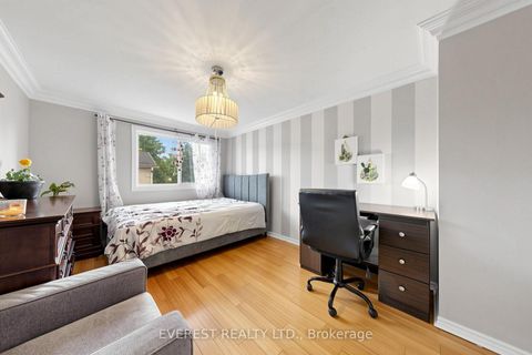 Photo 25 at 7 Tarlton Court, Brownridge, Vaughan