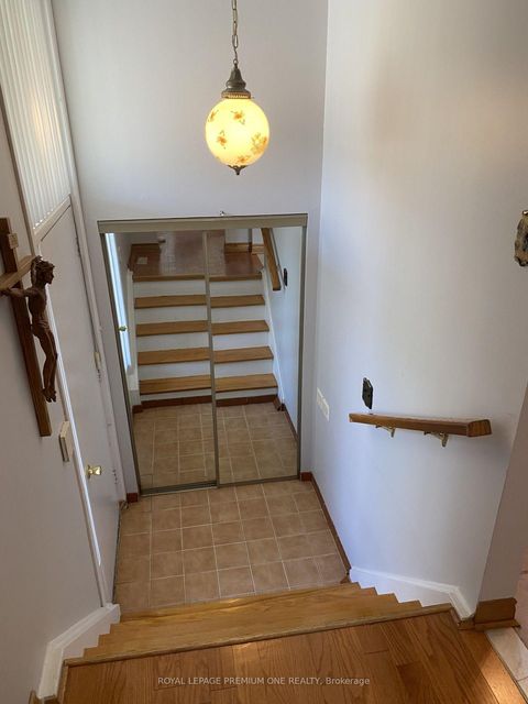 Photo 5 at 55 Husband Drive, Humber Summit, Toronto
