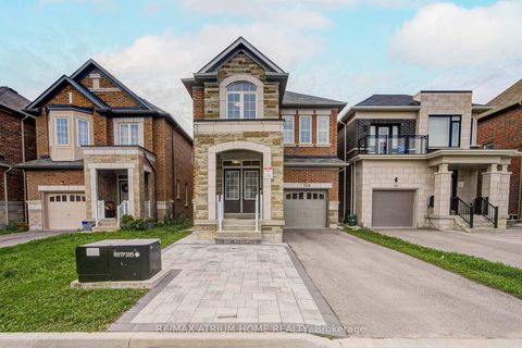 Photo 1 at 129 Hartney Drive, Rural Richmond Hill, Richmond Hill