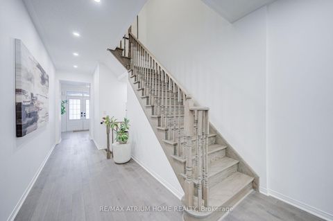 Photo 7 at 129 Hartney Drive, Rural Richmond Hill, Richmond Hill