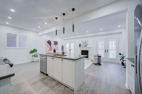 Photo 15 at 129 Hartney Drive, Rural Richmond Hill, Richmond Hill