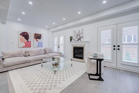 Photo 20 at 129 Hartney Drive, Rural Richmond Hill, Richmond Hill