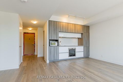 Photo 13 at 310 - 151 Avenue Road, Annex, Toronto