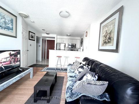 Photo 9 at 1712 - 10 Queens Quay W, Waterfront Communities C1, Toronto