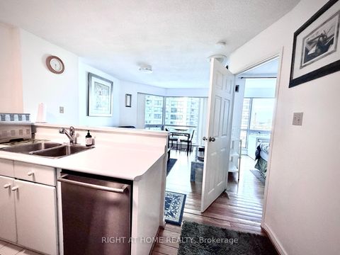 Photo 13 at 1712 - 10 Queens Quay W, Waterfront Communities C1, Toronto
