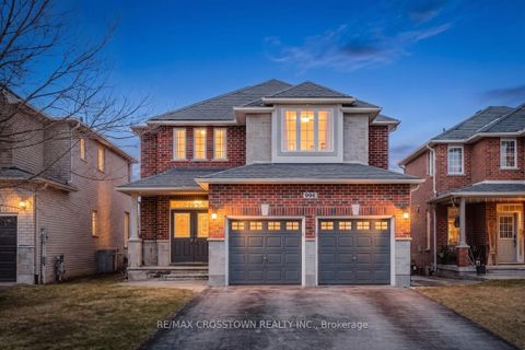 Photo 0 at 996 BOOTH Avenue, Alcona, Innisfil