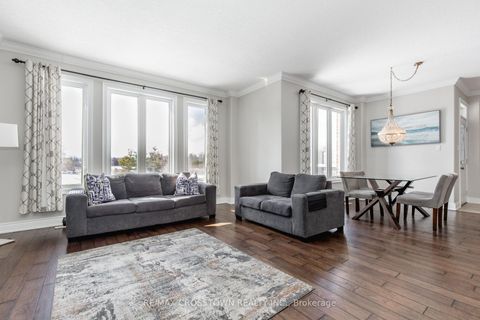 Photo 16 at 996 BOOTH Avenue, Alcona, Innisfil