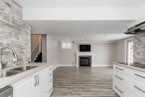 Photo 37 at 996 BOOTH Avenue, Alcona, Innisfil