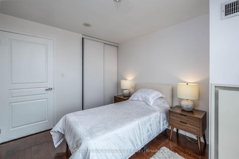 Photo 15 at PH07 - 308 Palmerston Avenue, Little Italy, Toronto