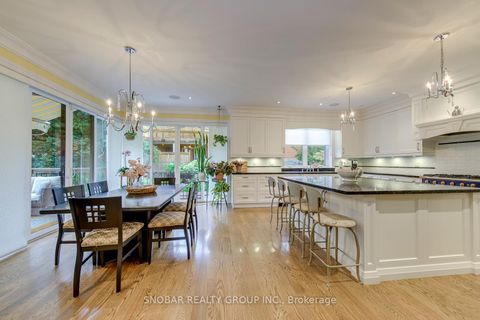Photo 12 at 48 Griggsden Avenue, Humber Heights, Toronto