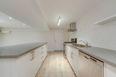 Photo 27 at 48 Griggsden Avenue, Humber Heights, Toronto