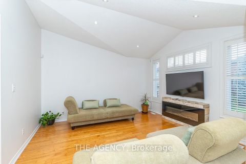 Photo 12 at 54 Thames Drive, Rolling Acres, Whitby