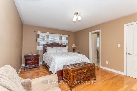Photo 19 at 54 Thames Drive, Rolling Acres, Whitby
