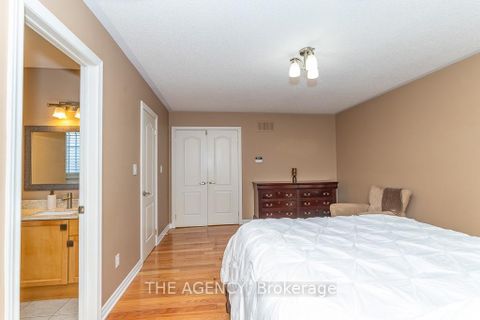 Photo 20 at 54 Thames Drive, Rolling Acres, Whitby