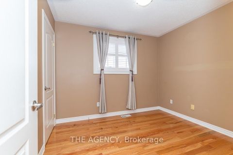 Photo 22 at 54 Thames Drive, Rolling Acres, Whitby