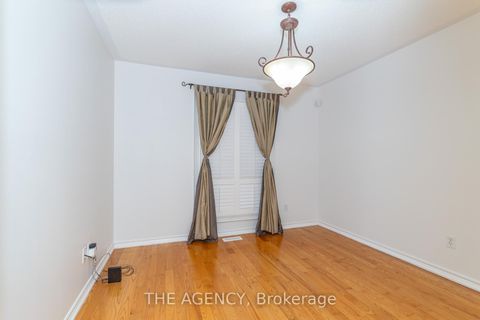 Photo 36 at 54 Thames Drive, Rolling Acres, Whitby