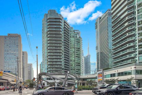 Photo 1 at 414 - 10 Queens Quay W, Waterfront Communities C1, Toronto
