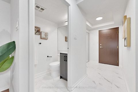Photo 6 at 414 - 10 Queens Quay W, Waterfront Communities C1, Toronto
