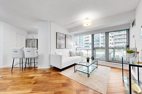 Photo 21 at 414 - 10 Queens Quay W, Waterfront Communities C1, Toronto