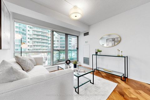 Photo 22 at 414 - 10 Queens Quay W, Waterfront Communities C1, Toronto