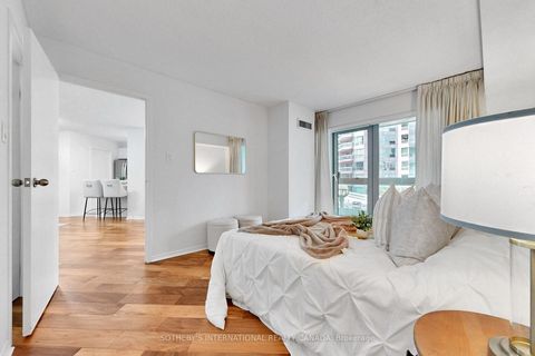 Photo 26 at 414 - 10 Queens Quay W, Waterfront Communities C1, Toronto