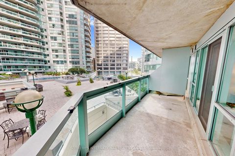 Photo 31 at 414 - 10 Queens Quay W, Waterfront Communities C1, Toronto