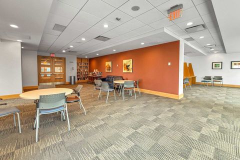 Photo 40 at 414 - 10 Queens Quay W, Waterfront Communities C1, Toronto